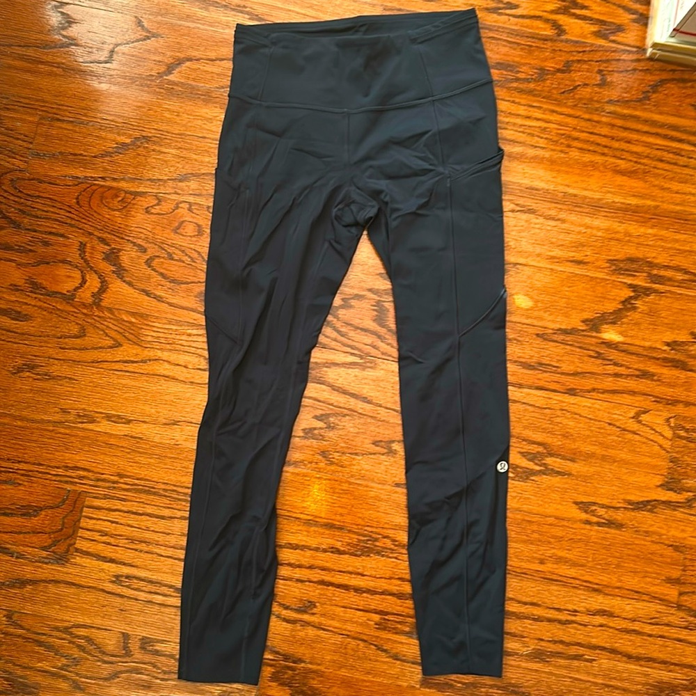 Lululemon fast and free leggings in navy blue